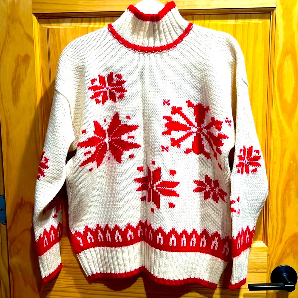 Field Gear Red and White 100% Worsted Wool Winter Sweater. Size M.  High neck.